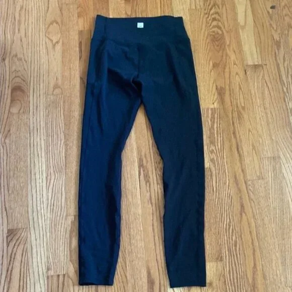 Studio Pocket Legging Size Small (Long Length) - Picture 4 of 11